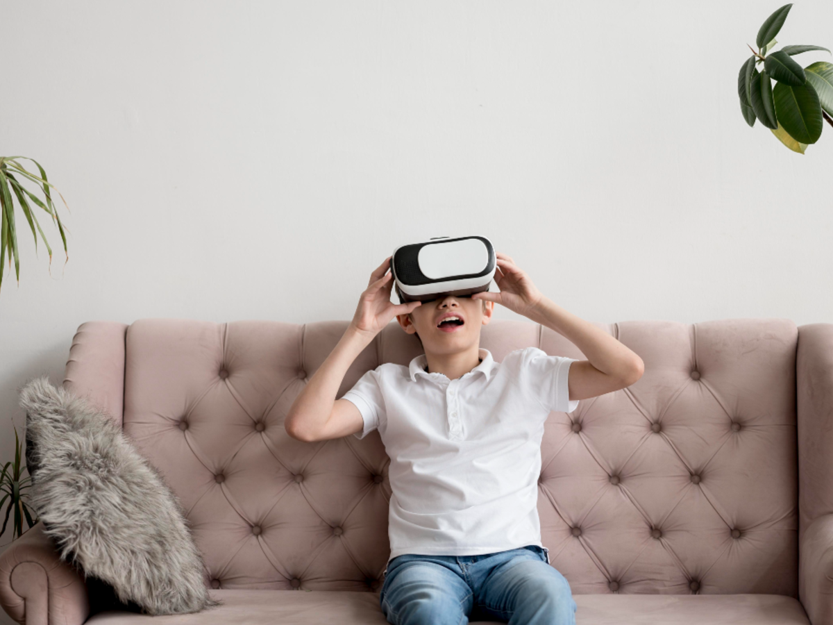 Physical Activity and Enjoyment in Active Virtual Reality Games in Youth: Comparative Analysis of Gorilla Tag and Beat Saber