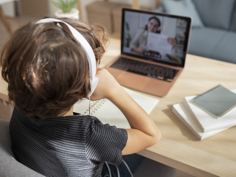 Child and Adolescent Virtual Mental Health Care and Duration of Treatment: Retrospective Cohort Study
