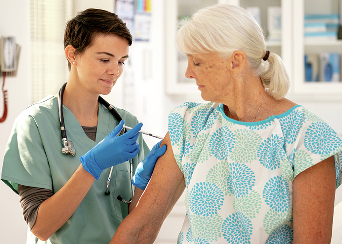 Influenza vaccination reduces hospitalization and improves heart failure outcomes